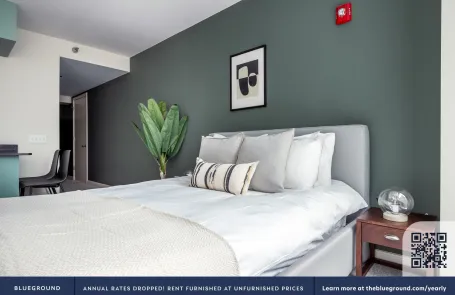 Studio Chicago Loop Apartment