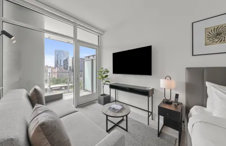 1 Bedroom Fulton Market Apartment