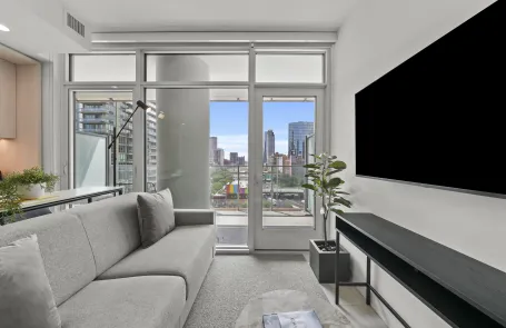 1 Bedroom Fulton Market Apartment