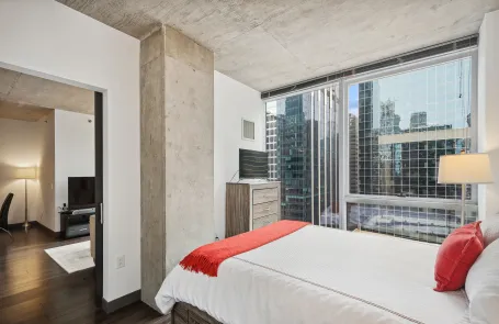 1 Bedroom Chicago Loop Apartment