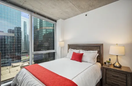1 Bedroom Chicago Loop Apartment