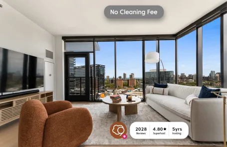 2 Bedroom Lincoln Park Apartment