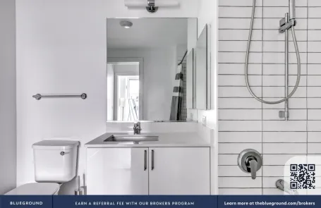 1 Bedroom West Loop Apartment
