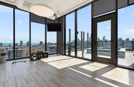 2 Bedroom Lincoln Park Apartment