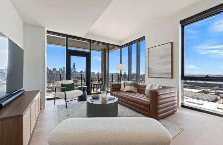 2 Bedroom Lincoln Park Apartment