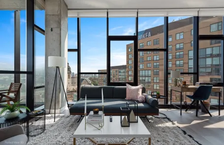 1 Bedroom Old Irving Park Apartment