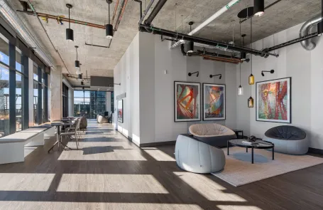 2 Bedroom West Loop Apartment