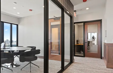 2 Bedroom Lincoln Park Apartment