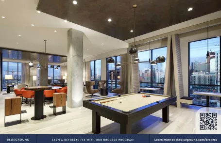 1 Bedroom West Loop Apartment