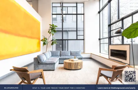 1 Bedroom West Loop Apartment