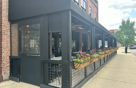 2 Bedroom West Loop Apartment
