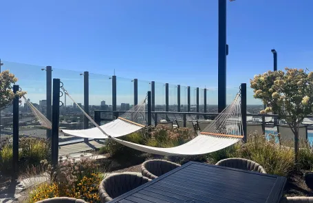 2 Bedroom Lincoln Park Apartment