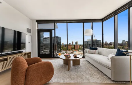 2 Bedroom Lincoln Park Apartment
