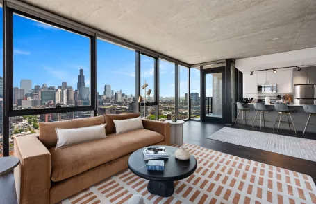 2 Bedroom West Loop Apartment