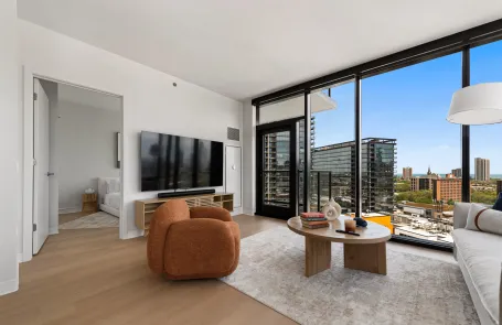 2 Bedroom Lincoln Park Apartment