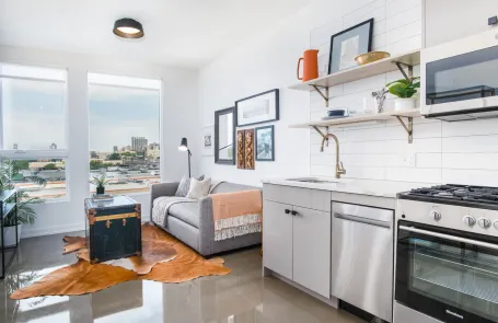 1 Bedroom Uptown Apartment