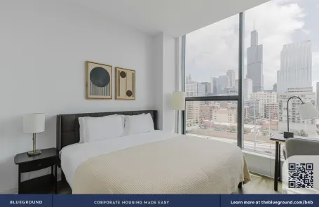 2 Bedroom West Loop Apartment