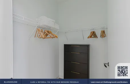 2 Bedroom West Loop Apartment