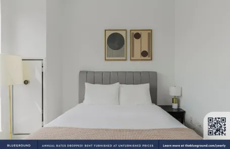 2 Bedroom West Loop Apartment