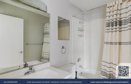 2 Bedroom South Loop Apartment