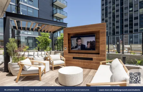 3 Bedroom Tri-Taylor Apartment