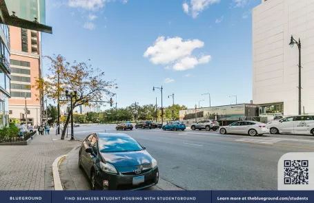 2 Bedroom South Loop Apartment