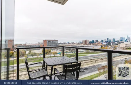 2 Bedroom Tri-Taylor Apartment