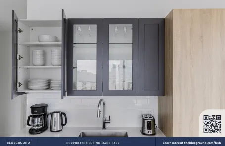 2 Bedroom West Loop Apartment