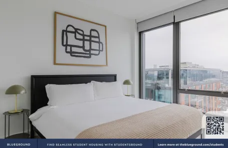 2 Bedroom West Loop Apartment