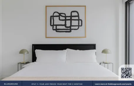 2 Bedroom West Loop Apartment