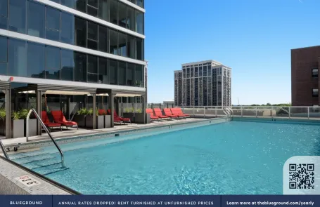 1 Bedroom South Loop Apartment