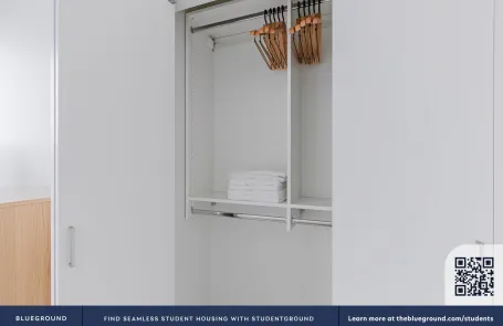 2 Bedroom West Loop Apartment
