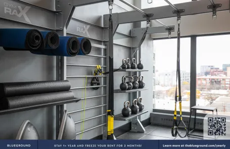 2 Bedroom West Loop Apartment