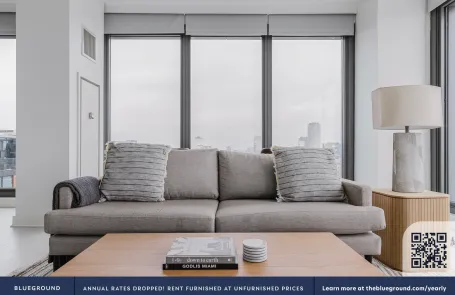 2 Bedroom West Loop Apartment