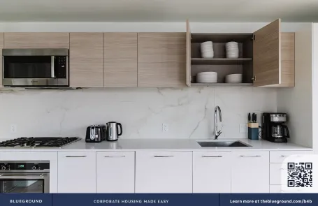 2 Bedroom West Loop Apartment