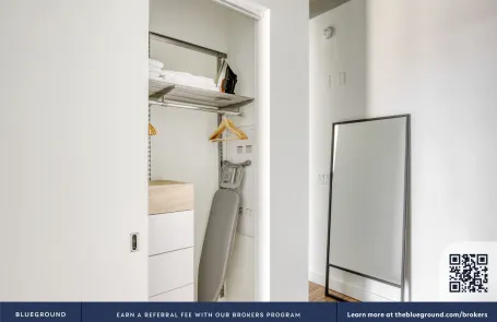 1 Bedroom West Loop Apartment