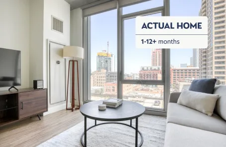 1 Bedroom West Loop Apartment