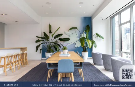 2 Bedroom West Loop Apartment