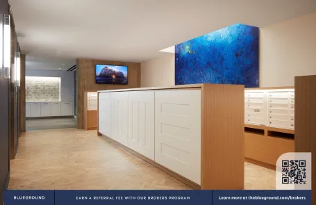 2 Bedroom West Loop Apartment