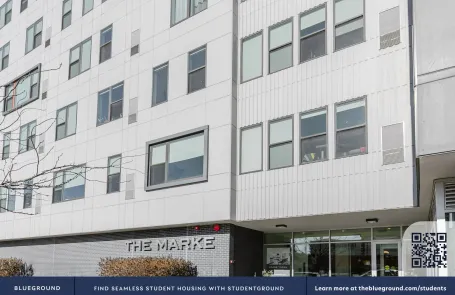 1 Bedroom Elmhurst Apartment