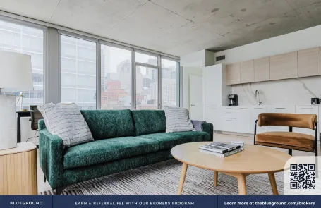 2 Bedroom West Loop Apartment