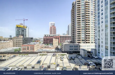 1 Bedroom West Loop Apartment
