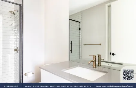 1 Bedroom West Loop Apartment