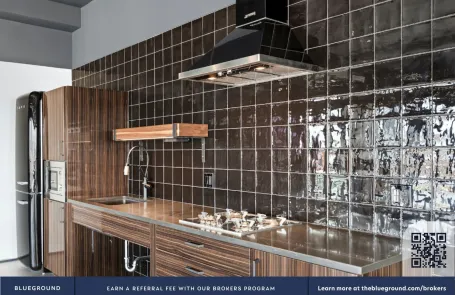 1 Bedroom West Loop Apartment