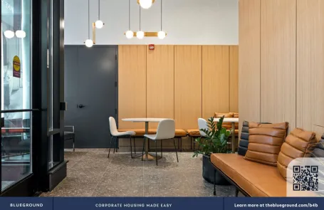 1 Bedroom West Loop Apartment