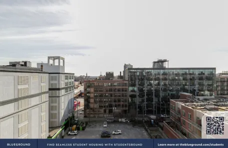 1 Bedroom West Loop Apartment