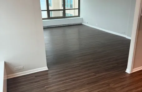 2 Bedroom Lakeview Apartment