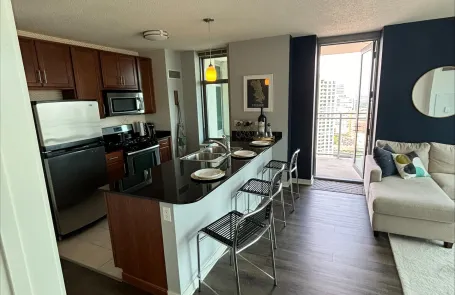 2 Bedroom Fulton Market Apartment