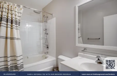1 Bedroom Chicago Loop Apartment