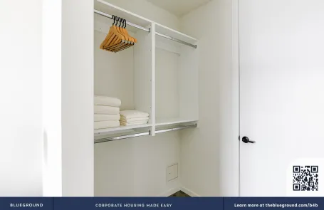1 Bedroom West Loop Apartment